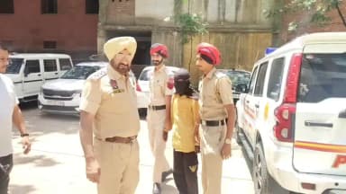 ਨਵਾਂਸ਼ਹਿਰ: ਨਬਾਲਿਕ ਲੜਕੀ ਦਾ ਕਤਲ ਕਰ ਲਾਸ਼ ਅਟੈਚੀ ਵਿੱਚ ਰੱਖ ਸ੍ਰੀ ਖੁਰਾਲਗੜ੍ਹ ਦੇ ਜੰਗਲ ਵਿੱਚ ਅੱਗ ਲਗਾ ਕੇ ਜਲਾਣ ਵਾਲਾ ਆਰੋਪੀ ਕਾਬੂ