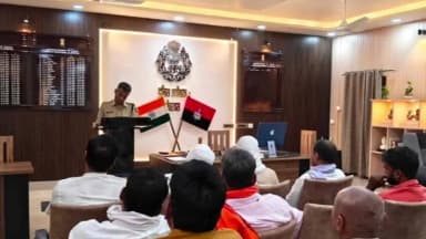 डेहरी: पुलिस अधीक्षक ने आमजनों की समस्याएं सुनीं, दिए आवश्यक निर्देश