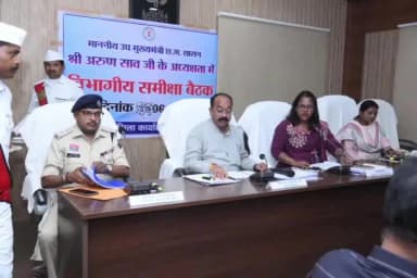 कोंडागांव: उप मुख्यमंत्री अरुण साव ने विकास कार्यों की समीक्षा की, नई तकनीक और त्वरित समाधान पर जोर दिया