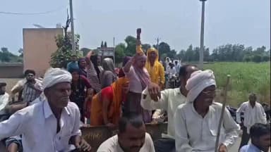 अमरोहा: अमरोहा देहात थाने में पीड़ित के साथ हुई बर्बरता, दर्दनाक आपबीती सुनकर सुनने वालों की आंखों से छलके आंसू