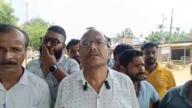 লংকা: লংকাৰ ফৰেষ্ট বজাৰত যান-যটৰ সমস্যাত অতিষ্ঠ ৰাইজ, ফৰেষ্ট গেইটত দুপৰীয়া মন্তব্য স্হানীয় বিদ্যালয়ৰ শিক্ষকৰ