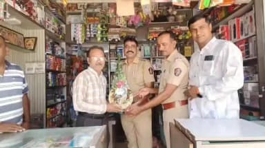 बुलढाणा: चिखलीतील व्यापाऱ्याचा आदर्श! नशेसाठी वापरल्या जाणारी स्टिक फास्ट विक्री करणे थांबवले