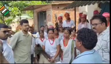 ଗୁଣୁପୁର: ଲାଞ୍ଜିଆ ସୌରା ଜନଜାତି ଙ୍କୁ ନିଜ ଭାଷାରେ ଭୋଟର ସଂଶୋଧନ କାର୍ଯ୍ୟକ୍ରମରେ ସଚେତନତା କଲେ ଗୁଣପୁର ଉପ ଜିଲ୍ଲାପାଳ