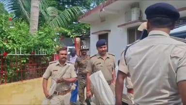 जगदीशपुर: नाथनगर में तीन अवैध हथियार व सात कारतूस के साथ युवक गिरफ्तार