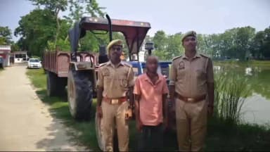 फरेंदा: कोल्हुई में अवैध खनन पर कार्रवाई, मिट्टी लदा ट्रैक्टर-ट्रॉली किया गया सीज