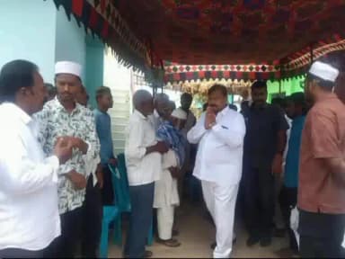 కదిరి: కదిరిలో తన అభిమాని టిడిపి సీనియర్ నాయకుడు మృతి చెందడంతో నివాళులర్పించిన హిందూపురం ఎంపీ