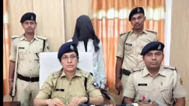 पीरपैंती: एकचारी थाना पुलिस ने देसी कट्टा ,25 जिंदा कारतूस चार खोखा, के साथ एक आरोपी को किया गिरफ्तार