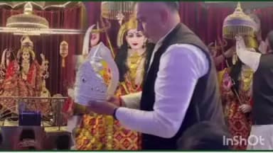 ज्वालामुखी: मन्नत पूरी होने पर पंजाब से आए श्रद्धालु ने ज्वाला मुखी मंदिर में मां ज्वाला को अर्पित किया 1 किलो वजन का चांदी का मुकुट