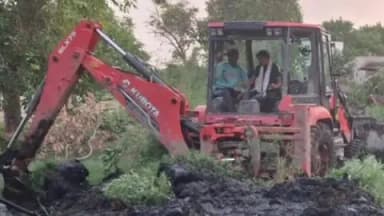 किरावली: नाला सफाई से तीन गांवों को जलभराव से मिलेगी राहत