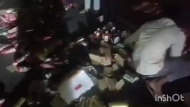फतेहाबाद: फतेहाबाद के बाईपास रोड पर शराब ले जा रहा टेंपो पलटा, मची अफरा-तफरी, मौके पर पहुंची पुलिस