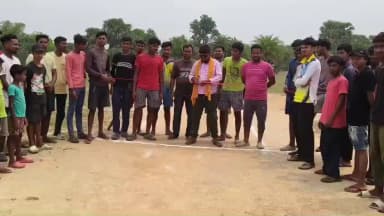 छोटे हाथ, बड़े सपने - कल के सूर्यवंशी आज मैदान में!
एक दिवसीय क्रिकेट टुर्णामेंट कि शुभारंभ करते हुए💐💐💐
#BJPJharkhand #cricket #highlight #turnament