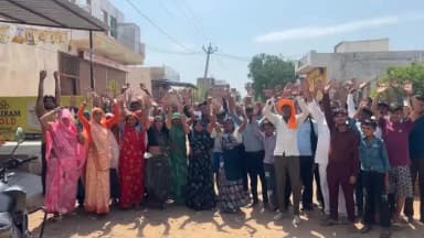 शाहबाद: मझोला रोड की बदहाली पर ग्रामीणों ने लगाया जाम, 7 दिन में कार्रवाई नहीं हुई तो आंदोलन
#jansamasaya