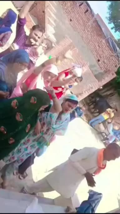 baba jahr veer ka drbar hr Sunday pipri rghunat pur me lgta he baba ne jese sb bgto ki mnokamna puri ki he ane bale