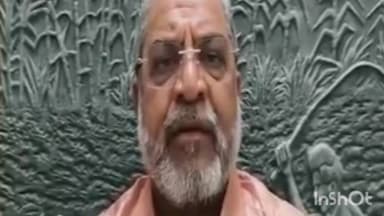 बोरिवली: सरकारने कांदा खरेदीची नौटंकी पहीली थांबवावी