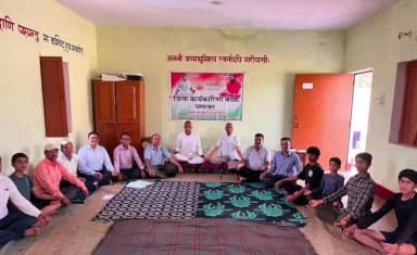 चम्पावत: पतंजलि योग समिति एवं भारत स्वाभिमान ट्रस्ट चम्पावत इकाई की मासिक बैठक रविवार को संस्कृत विद्यालय चम्पावत में आयोजित हुई