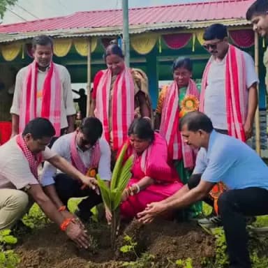 কমলপুর: সুরমা বিধানসভা এলাকায় বৃক্ষরোপণ কর্মসূচি অনুষ্ঠিত হয় উপস্থিত এলাকার বিধায়িকা