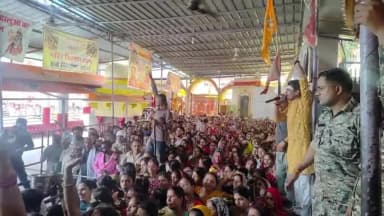 बिरसिंहपुर का बाबा गैबीनाथ धाम आज पुरुषोत्तम मास के चौथे सोमवार पर आस्था के सैलाब से सराबोर है।