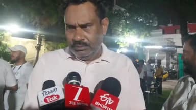 दिल्ली के बदरपुर विधानसभा में ओ-जोन की समस्या से जूझ रहे लोग कहा केंद्रीय मंत्री हरदीप पुरी से हमें मिला दे सांसद