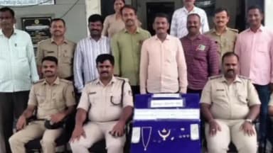 ಕೊಟ್ಟೂರು: ಪಟ್ಟಣದಲ್ಲಿ ಬೀಗ ಹಾಕಿದ್ದ ಮನೆಗಳನ್ನು ಕಳ್ಳತನ ಮಾಡಿದ್ದ; 4 ಜನ ಕಳ್ಳರನ್ನು ಬಂಧಿಸಿದ ಪೊಲೀಸರು