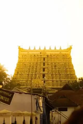 തിരുവനന്തപുരം: പത്മനാഭസ്വാമി ക്ഷേത്രത്തിൽ ഗുരുതര സുരക്ഷാ വീഴ്ചയുണ്ടെന്ന ഡിജിപിയുടെ റിപ്പോർട്ടിനെതിരെ ക്ഷേത്ര ഭരണസമിതി
