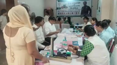 शाहदरा: गांधीनगर में आंख और कान की जांच के लिए निशुल्क लगाया गया कैंप