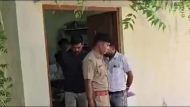 करौली: भद्रावती पुल की सुरक्षा दीवार से टकराई बाइक, श्रद्धालु की हुई मौत