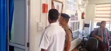 पौड़ी: पौड़ी में अग्नि सुरक्षा अभियान के तहत कई प्रतिष्ठानों का निरीक्षण, खामियों पर जारी किए गए नोटिस