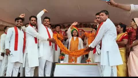 सागर के गढ़ाकोटा में संभागस्तरीय स्थापना दिवस कार्यक्रम का ऐतिहासिक आयोजन
भारतीय शक्ति चेतना पार्टी संभाग सागर
#bmks #bscp #sagar #MP #panna
