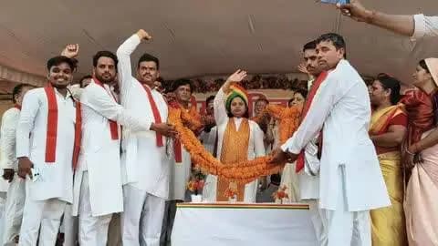 सागर के गढ़ाकोटा में संभागस्तरीय स्थापना दिवस कार्यक्रम का ऐतिहासिक आयोजन
भारतीय शक्ति चेतना पार्टी संभाग सागर
#bmks #bscp #sagar #MP #panna