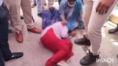 గుంటూరు: కలెక్టరేట్లో యువతి ఆత్మహత్యాయత్నం
