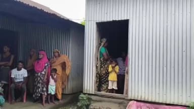 মাণিকপুৰ: মানিকপুৰ কুচলাইগুৰীত মানাহ নৈত গা ধুবলৈ গৈ সন্ধানহীন মহিলা, SDRF-ৰ অভিযান অব্যাহত, নাই কোনো শুংসূত্র মহিলা গৰাকীৰ