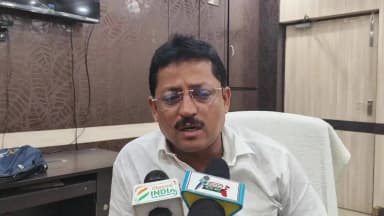 গাইঘাটা: তৃণমূল নেতাদের বাড়ি ভাঙচুর নিয়ে, মন্তব্য করলেন গোবরডাঙ্গার মন্ডল সভাপতি আশীষ ব্যানার্জি