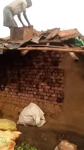 kendo # Tali ghar mein Aandhi tufan mein ghar Uda Diya Hai ham log ka dekhiae koi bhi Aawas Nahin Milta Hai ham log ko