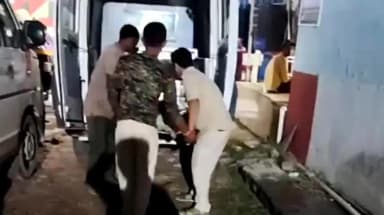 रीगा: सीतामढ़ी में दर्दनाक हादसा: पीपल का विशाल पेड़ घर पर गिरा, एक ही परिवार के 4 लोगों की मौत, सो रहे परिवार पर टूटा कहर