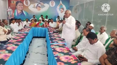 హిందూపూర్: హిందూపురం వైసీపీ కార్యాలయంలో సమన్వయకర్త దీపిక ఆధ్వర్యంలో "చంద్రబాబు వెన్నుపోటుకు రెండేళ్లు"అంశంపై రౌండ్ టేబుల్ సమావేశం