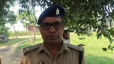 #gorakhpurpolice
#PoliceAction
➡️#PsPipraich क्षेत्रान्तर्गत स्थित ग्राम रेतवहिया में पारिवारिक विवाद में बड़े भाई द्वारा छोटे भाई के ऊपर गोली चला दी गयी जिससे उसकी मृत्यु हो गयी ।
➡️ जिसके संबंध में #spnorthgkp द्वारा दी गयी वीडियो बाईट-
#UPPolice #VideoByte
@dgpup @AdgGkr @adgzonegkr @diggorakhpur
