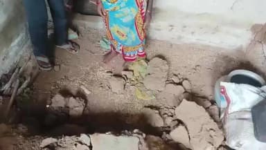 टुंडी: बेगनरिया पंचायत में हाथियों ने बरपाया कहर , पर्वतपुर व बसहा गांव में कई घरों को किया क्षतिग्रस्त, फसल व अनाज चटक गए