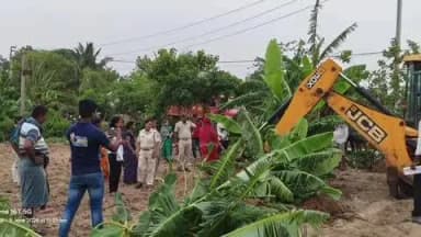 ଘସିପୁରା: ରାଧିକାଦେଇପୁର ଠାରେ ଜବର ଦଖଲ ଉଚ୍ଛେଦ କଲା ପ୍ରଶାସନ