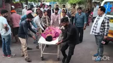 डबरा: साईं विहार कॉलोनी में तेज रफ्तार कार ने घर के बाहर बैठी महिला को रौंदा हुई मौत चालक भागा गाड़ी सवार एक युवक घायल