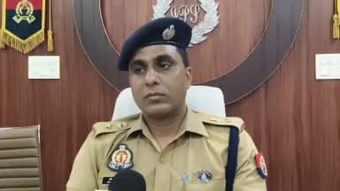 NCMEC Cyber Tipline Report के माध्यम से प्राप्त सूचना पर आजमगढ़ पुलिस द्वारा तत्काल संज्ञान लेते हुए साइबर सेल से जांच कराई गई, जिसमें नाबालिग बच्चियों के साथ दुष्कर्म एवं उसका वीडियो सोशल मीडिया पर साझा किए जाने की पुष्टि हुई। प्रकरण में त्वरित कार्रवाई करते हुए दिनांक 05.06.2026 को मुख्य अभियुक्त को पुलिस मुठभेड़ में गिरफ्तार किया गया तथा दिनांक 07.06.2026 को एक अन्य अभियुक्त को गिरफ्तार कर जेल भेजा गया। आजमगढ़ पुलिस ऐसे मामलों पर सतत निगरानी रखे हुए है। बच्चों के विरुद्ध अपराध अथवा आपत्तिजनक सामग्री का प्रसारण करने वालों के विरुद्ध कठोरतम विधिक कार्रवाई की जाएगी के संबंध में #SSPAzh डॉ0अनिल कुमार का आधिकारिक वक्तव्य ।
@Uppolice
@adgzonevaranasi
@digazamgarh