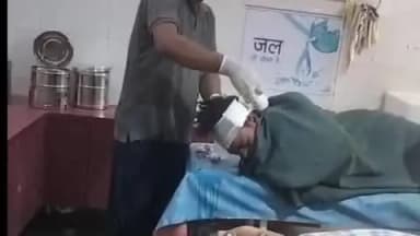 शेखपुरा: शेखपुरा के पुरानकमा गांव में नाबालिक लड़की को भगाने के मामले में ग्रामीणों ने दो युवकों को बंधक बनाकर बुरी तरह पीटा