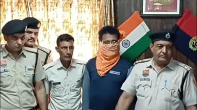 सिरसा: हरियाणा-राजस्थान पुलिस ने सिरसा के हिसार रोड क्षेत्र से करीब साढ़े चार करोड़ रुपये की अफीम पकड़ी, एक तस्कर गिरफ्तार