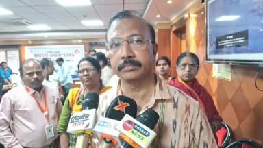 କେନ୍ଦ୍ରାପଡା: ତିନିଦିନ ବ୍ୟାପୀ ଚାଲିଥିବା ସ୍ୱାସ୍ଥ୍ୟବିଭାଗର କାର୍ଯ୍ୟକ୍ରମ ସମ୍ପର୍କରେ ପ୍ରତିକ୍ରିୟା ରଖିଲେ କେନ୍ଦ୍ରାପଡ଼ା ଜିଲ୍ଲାପାଳ ରଘୁରାମ ଆର ଆୟର