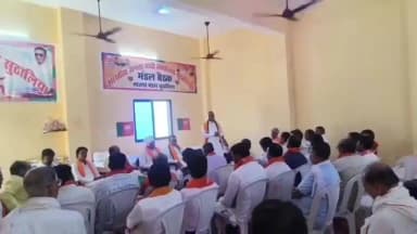 सुठालिया: सुठालिया बीजेपी मंडल में राज्यमंत्री सांसद ने कार्यकर्ताओं के साथ मोदी सरकार के 12 साल होने पर किया संवाद