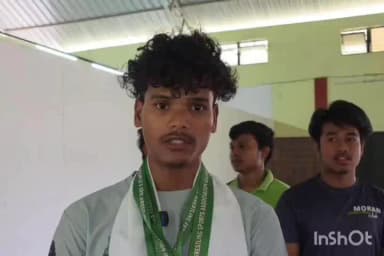 মৰাণ: ৰাষ্ট্ৰীয় পৰ্যায়ৰ পাঞ্জা খেলত দুটাকৈ সোণৰ পদক অৰ্জন কৰি এই মন্তব্য মৰাণৰ অমৰ চাওৰাৰ আৰু প্ৰশিক্ষকৰ