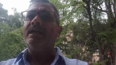 काराकाट प्रखण्ड के राजद कार्यालय में राजद सुप्रीम लालू प्रसाद यादव की मनाई गई 79 वाॅ जन्म दिवस।