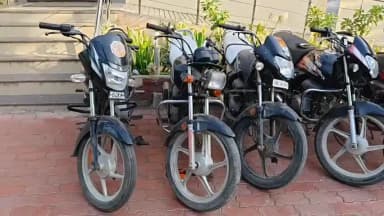 साक्री: नामपूरमध्ये साक्री पोलिसांची कारवाई; १६ चोरीच्या दुचाकी जप्त, एक संशयित ताब्यात.