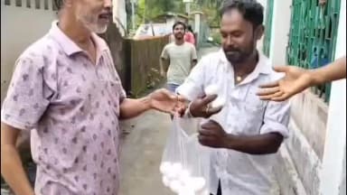 আলিপুরদুয়ার ২: টটপাড়া এক নম্বর গ্রাম পঞ্চায়েতে বিক্ষোভ ডিম ছুড়ে