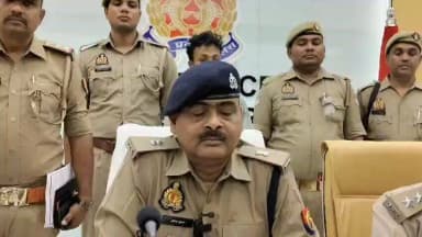 अवैध संबंध में हुई हत्या का थाना दुद्धी पुलिस ने 48 घंटे में सफल अनावरण कर अभियुक्त को गिरफ्तार किया। गिरफ्तारी एवं बरामदगी के संबंध में अपर पुलिस अधीक्षक मुख्यालय श्री अनिल कुमार की बाइट-
@Uppolice
@dgpup
@digmirzapur
@adgzonevaranasi https://t.co/XehsYfSh5H