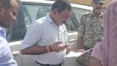 सोहागपुर: जिला चिकित्सालय में कलेक्टर ने नागरिकों की सुनी समस्या, निराकरण के दिये निर्देश